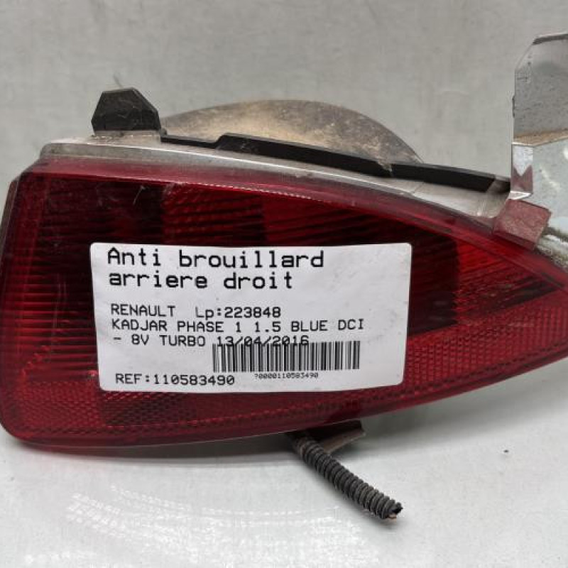Anti brouillard arriere droit RENAULT KADJAR Photo n°1