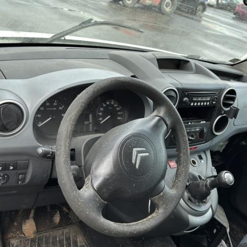 Pompe de direction CITROEN BERLINGO 2 Photo n°17