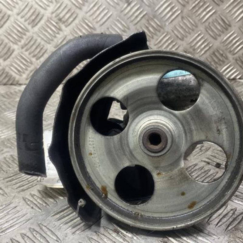 Pompe de direction FIAT QUBO Photo n°1
