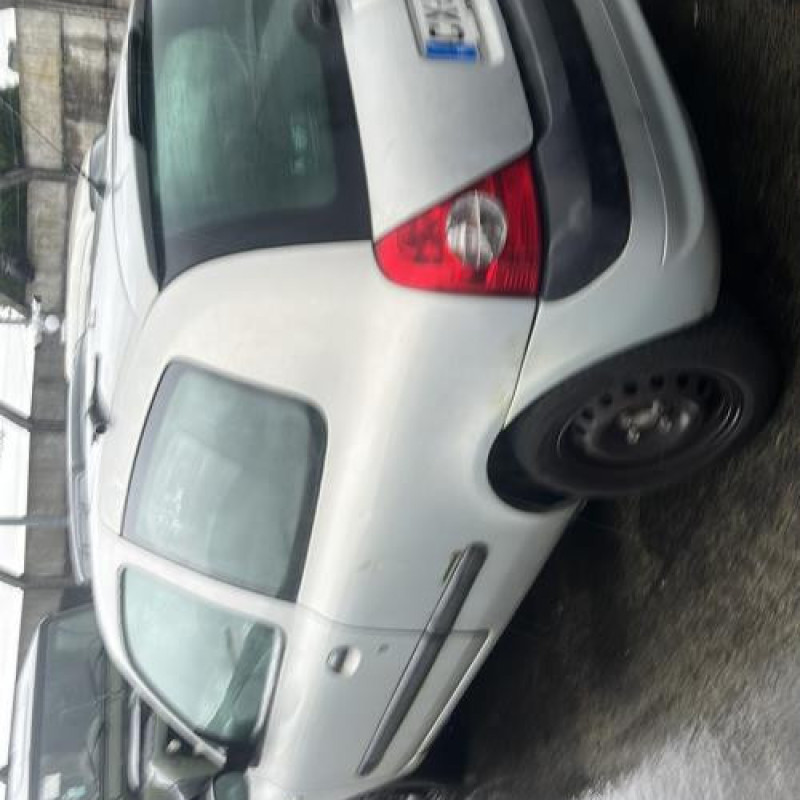 Demarreur RENAULT CLIO 2 Photo n°4
