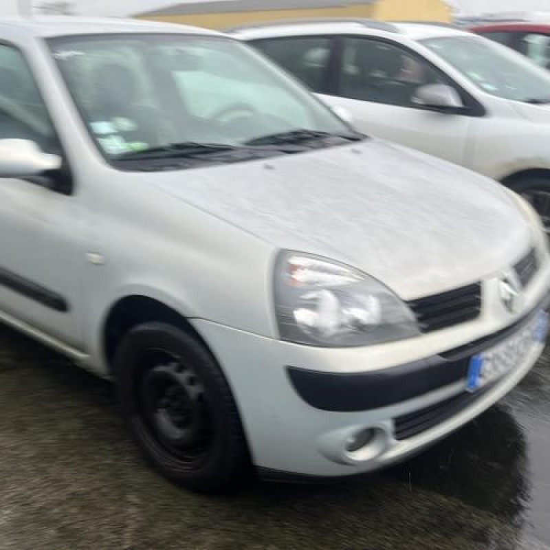 Demarreur RENAULT CLIO 2 Photo n°9