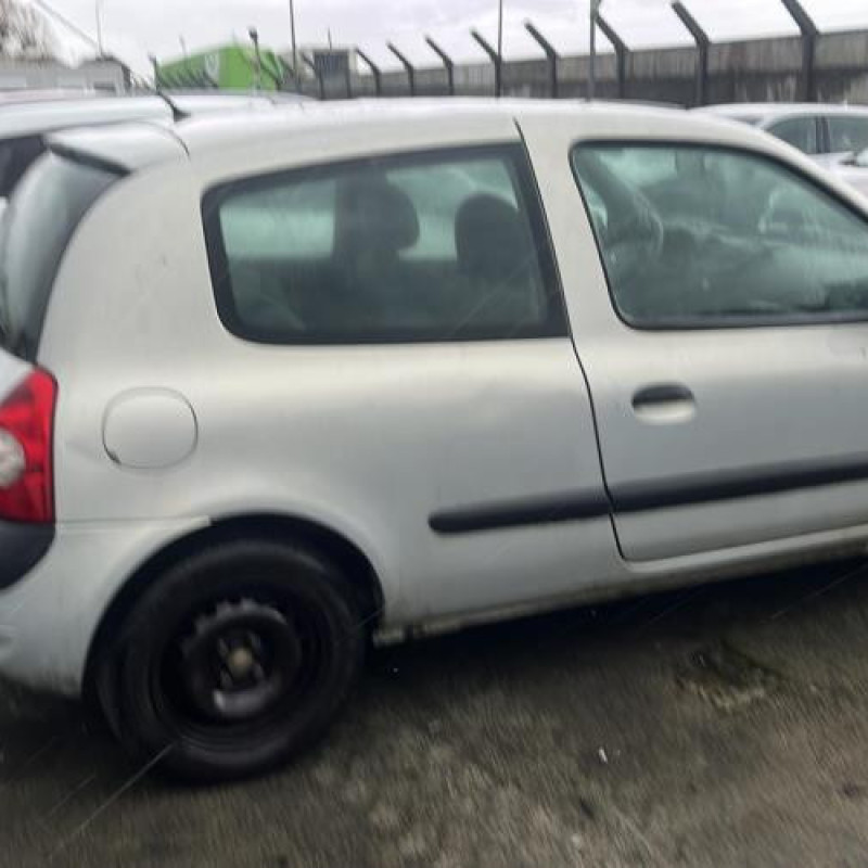 Demarreur RENAULT CLIO 2 Photo n°12