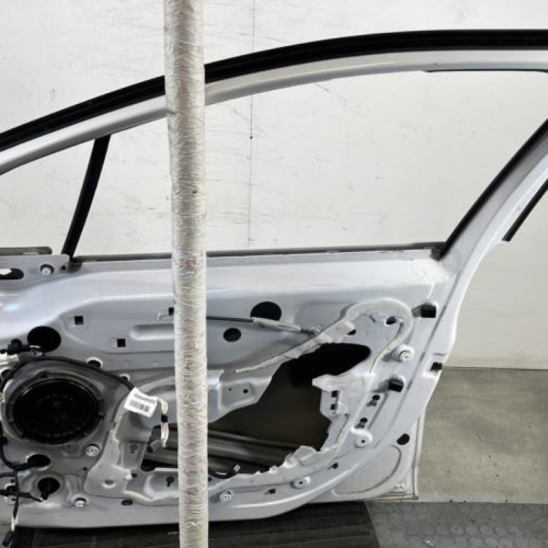 Porte avant droit CITROEN C3 3 Photo n°7