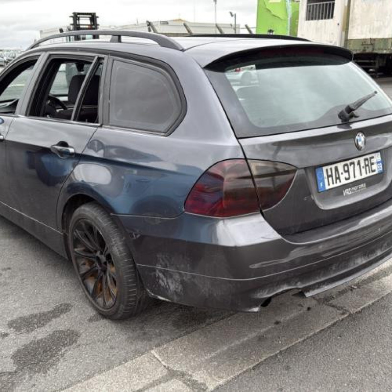 Porte avant droit BMW SERIE 3 E91 Photo n°10
