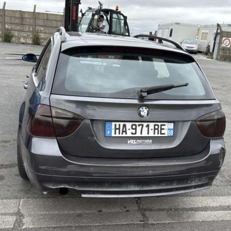 Porte avant droit BMW SERIE 3 E91 Photo n°11