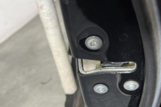 Porte avant droit SUZUKI SWIFT 3