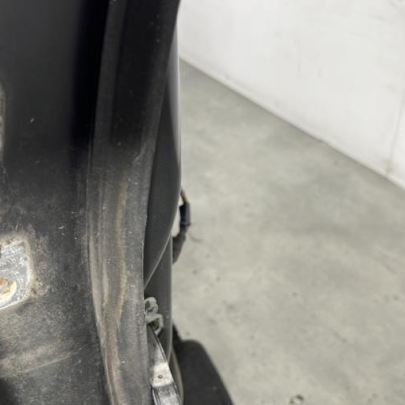 Porte avant droit SUZUKI SWIFT 3 Photo n°4
