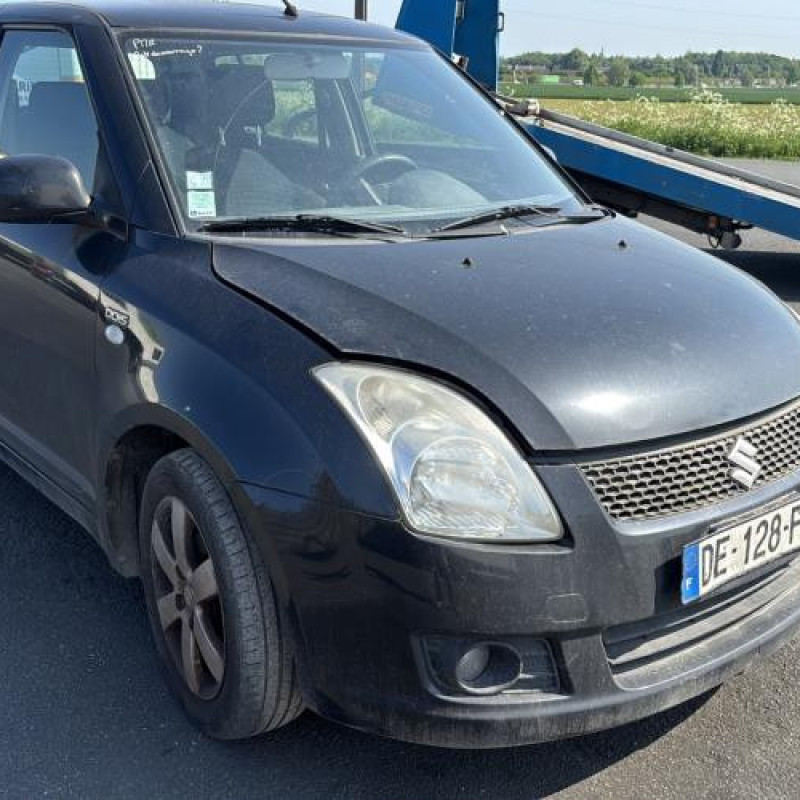 Porte avant droit SUZUKI SWIFT 3 Photo n°9