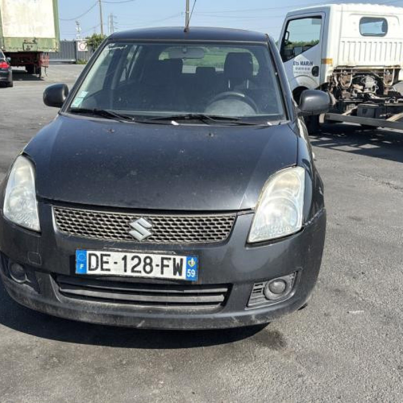 Porte avant droit SUZUKI SWIFT 3 Photo n°14