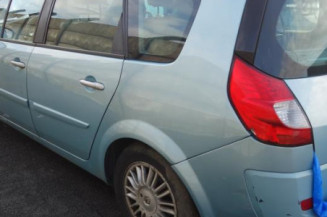 Malle/Hayon arriere RENAULT GRAND SCENIC 2