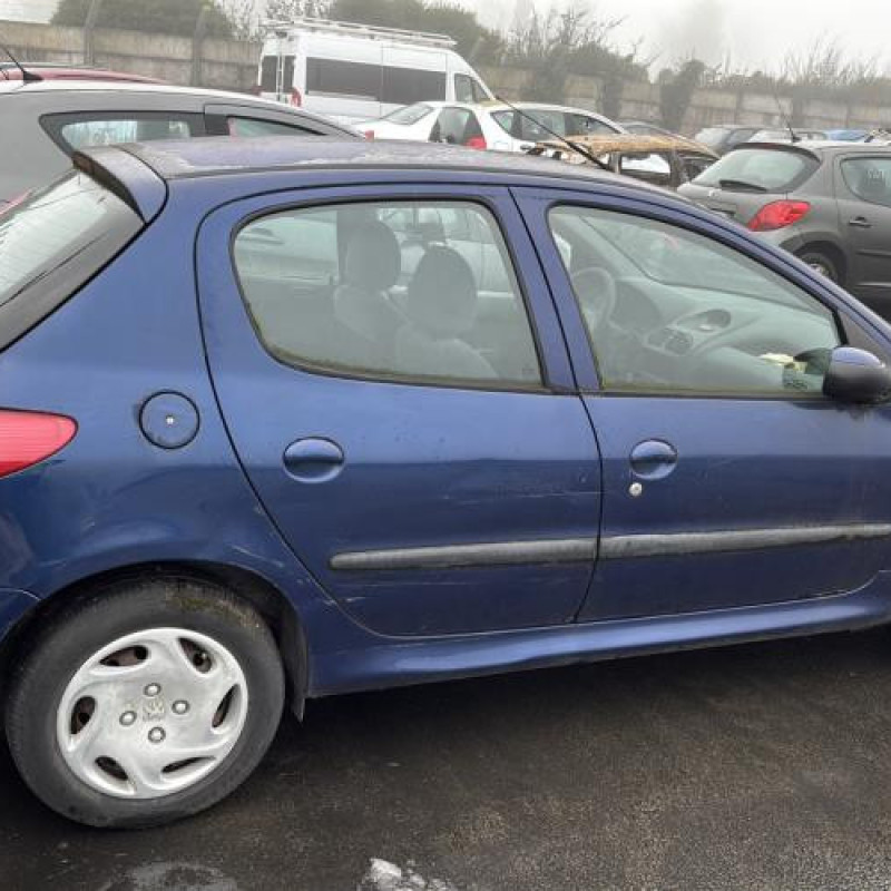 Pompe de direction PEUGEOT 206 Photo n°9