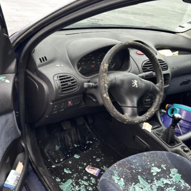 Pompe de direction PEUGEOT 206 Photo n°12