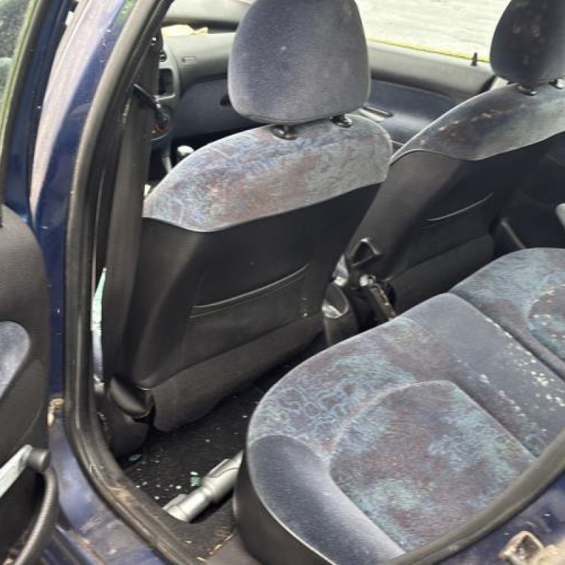 Pompe de direction PEUGEOT 206 Photo n°13