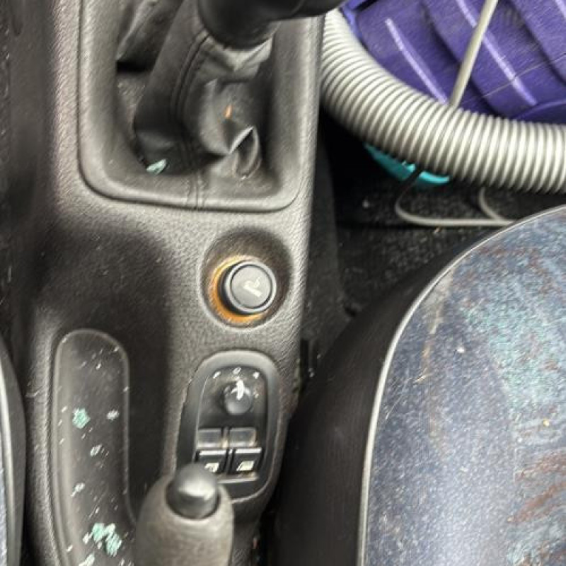 Pompe de direction PEUGEOT 206 Photo n°17