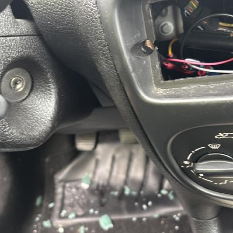 Pompe de direction PEUGEOT 206 Photo n°19