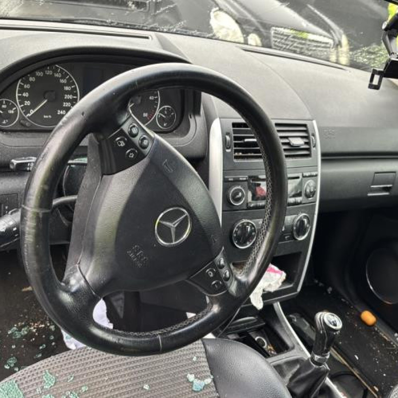 Capot MERCEDES CLASSE A 169 Photo n°18
