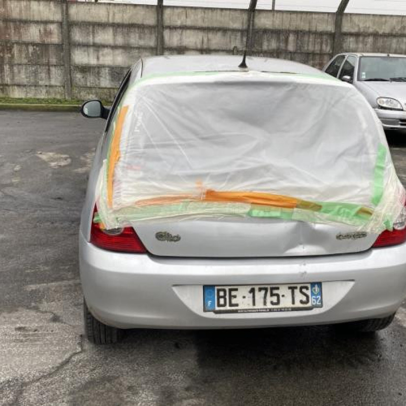 Serrure avant gauche RENAULT CLIO 2 CAMPUS Photo n°5