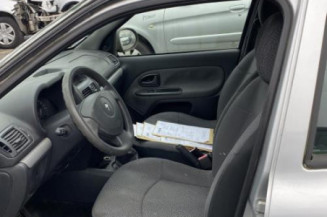 Serrure avant gauche RENAULT CLIO 2 CAMPUS