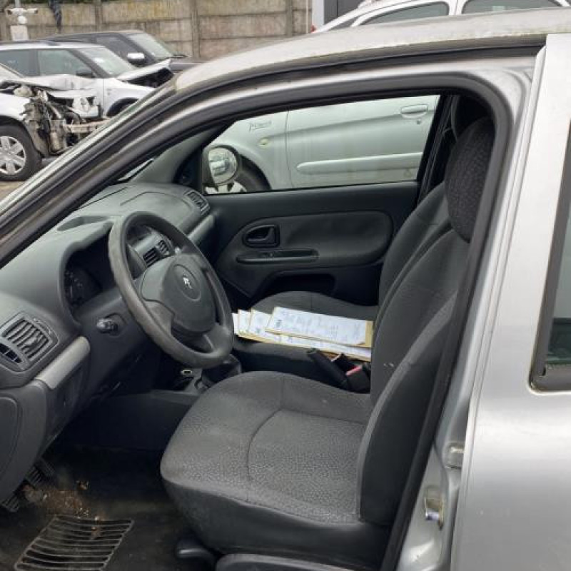 Serrure avant gauche RENAULT CLIO 2 CAMPUS Photo n°8