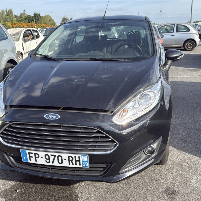 FORD FIESTA 6 PHASE 2 1.0i - 12V Photo n°8