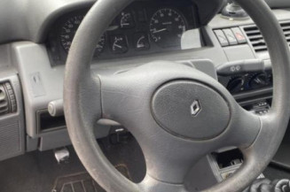 Autoradio RENAULT CLIO 1
