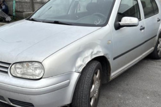 Aile avant droit VOLKSWAGEN GOLF 4 Photo n°1