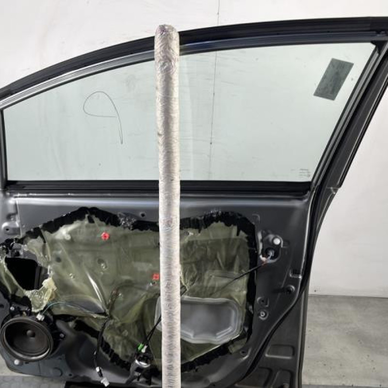 Porte avant droit TOYOTA VERSO Photo n°6