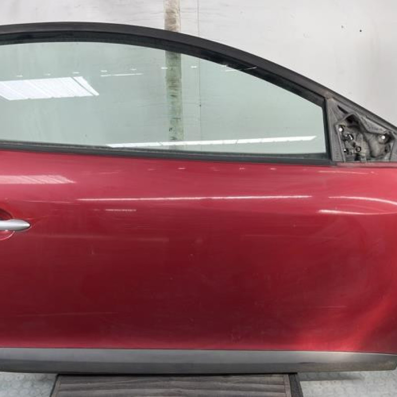 Porte avant droit RENAULT MEGANE 3 Photo n°1