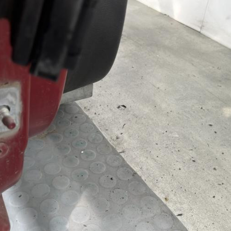 Porte avant droit RENAULT MEGANE 3 Photo n°6