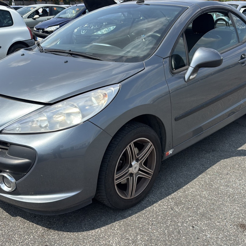 PEUGEOT 207 PHASE 1 CABRIOLET 1.6i - 16V Photo n°12