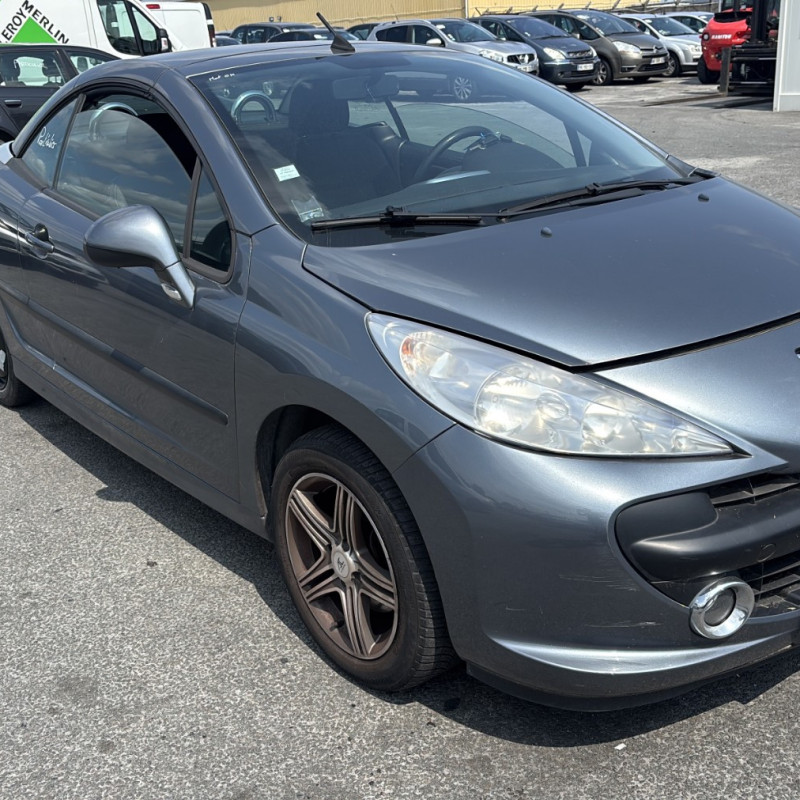 PEUGEOT 207 PHASE 1 CABRIOLET 1.6i - 16V Photo n°13