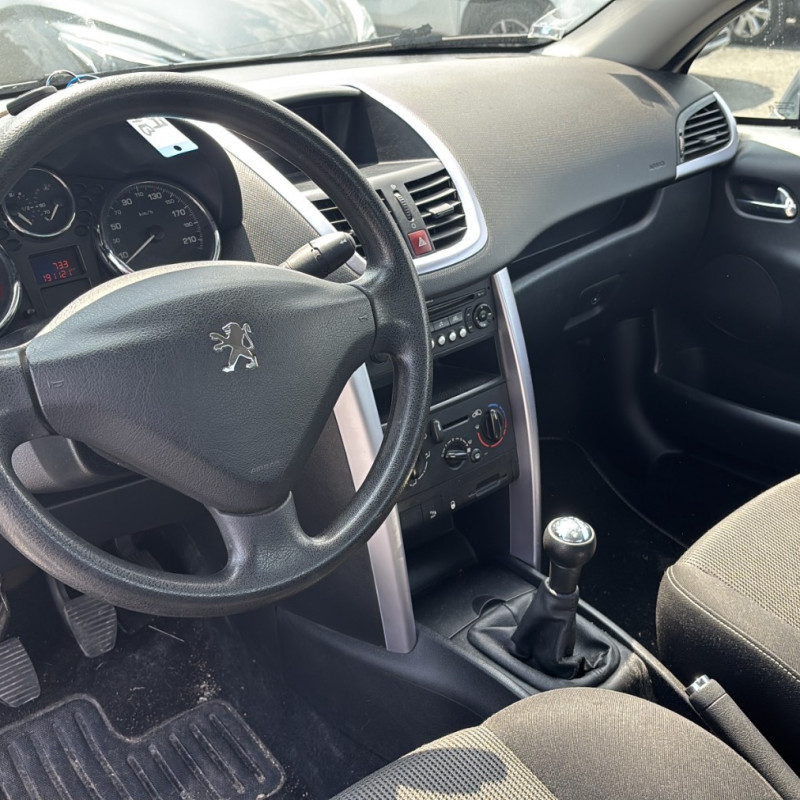 PEUGEOT 207 PHASE 1 CABRIOLET 1.6i - 16V Photo n°25