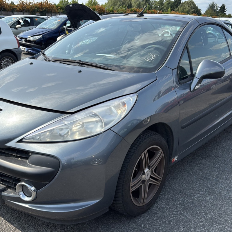 PEUGEOT 207 PHASE 1 CABRIOLET 1.6i - 16V Photo n°37
