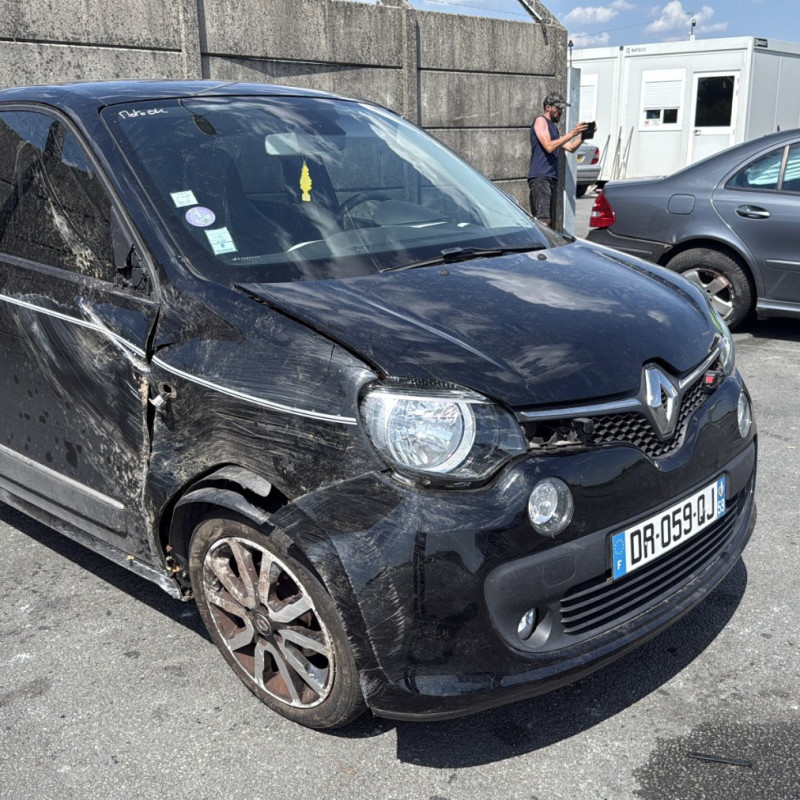 RENAULT TWINGO 3 PHASE 1 1.0i - 12V SCE 70 Photo n°2