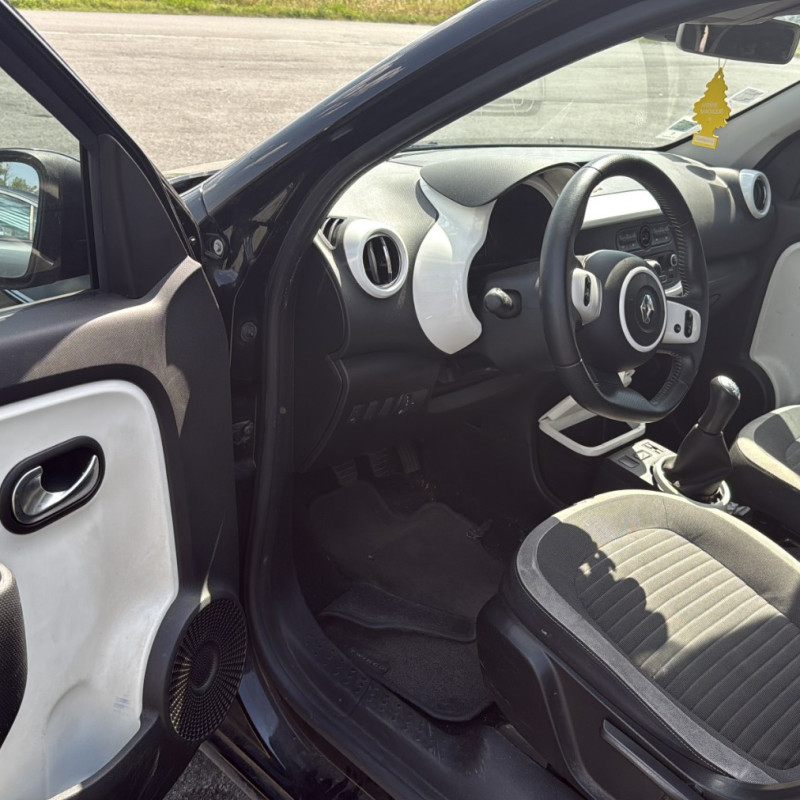 RENAULT TWINGO 3 PHASE 1 1.0i - 12V SCE 70 Photo n°9