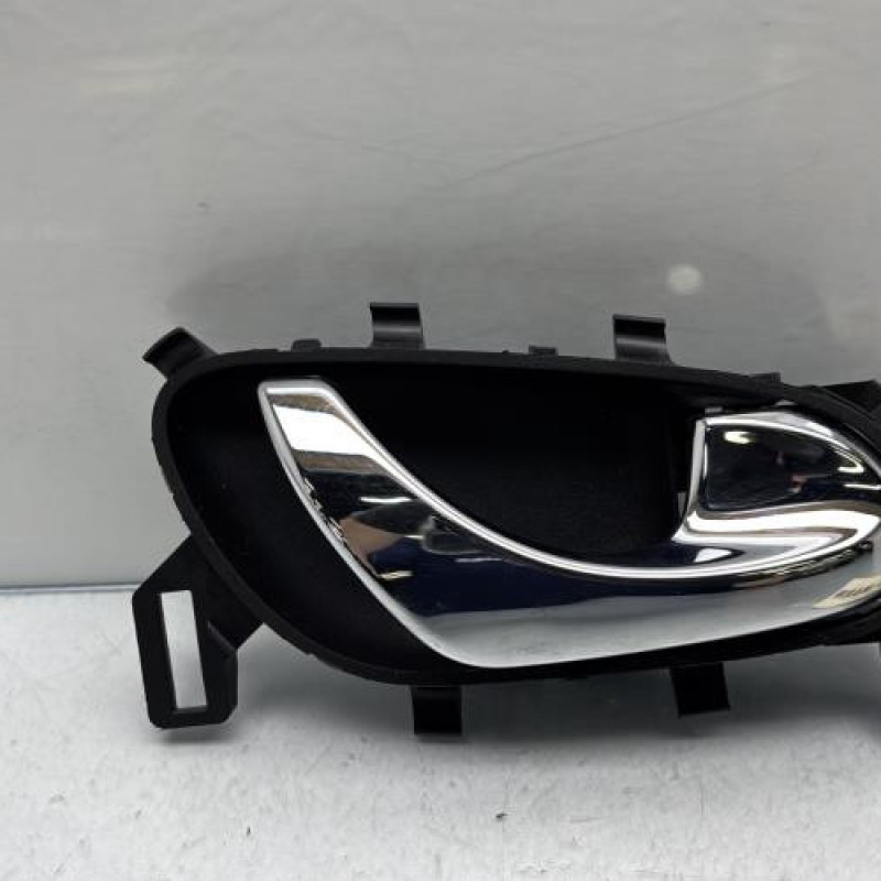 Poignee interieur avant droit RENAULT KADJAR Photo n°1