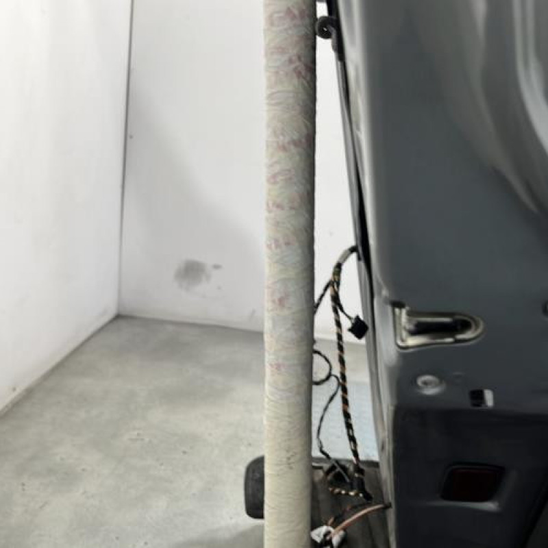 Porte arriere droit MERCEDES CLASSE M 164 Photo n°3