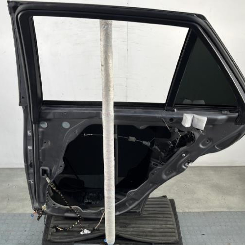 Porte arriere droit MERCEDES CLASSE M 164 Photo n°6