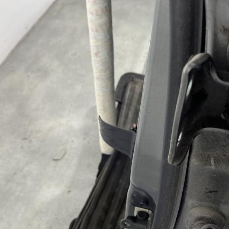 Porte arriere gauche KIA CEE-D 1 SPORT WAGON Photo n°4