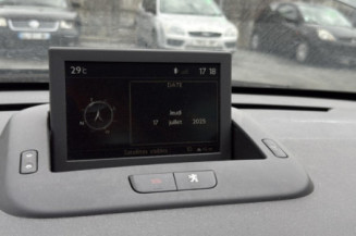 PEUGEOT 3008 1 PHASE 1 1.6 HDI - 8V TURBO