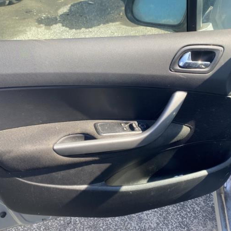 Renfort pare choc arriere (traverse) PEUGEOT 308 1 Photo n°16