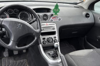 Renfort pare choc arriere (traverse) PEUGEOT 308 1