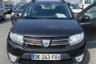 Aile avant droit DACIA SANDERO 2