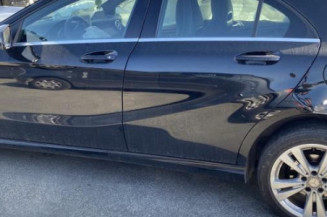 Renfort pare choc arriere (traverse) MERCEDES CLASSE A 176
