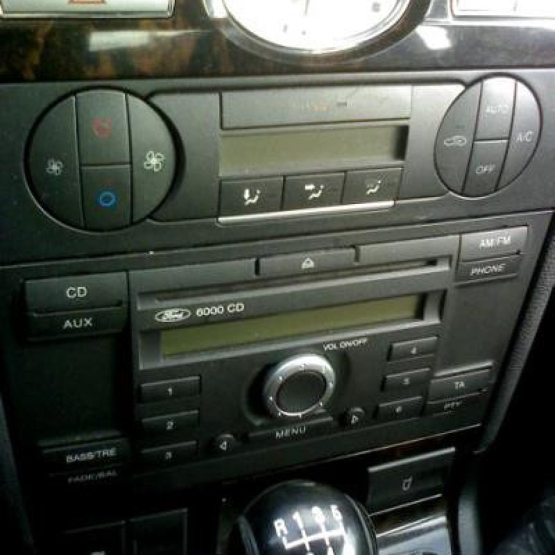 Plage arriere FORD MONDEO 2 Photo n°3