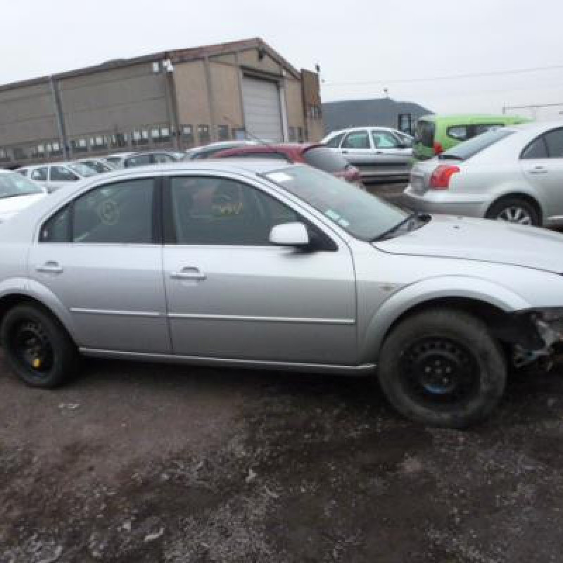 Plage arriere FORD MONDEO 2 Photo n°5