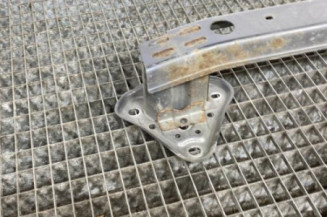Renfort pare choc arriere (traverse) TOYOTA YARIS 2