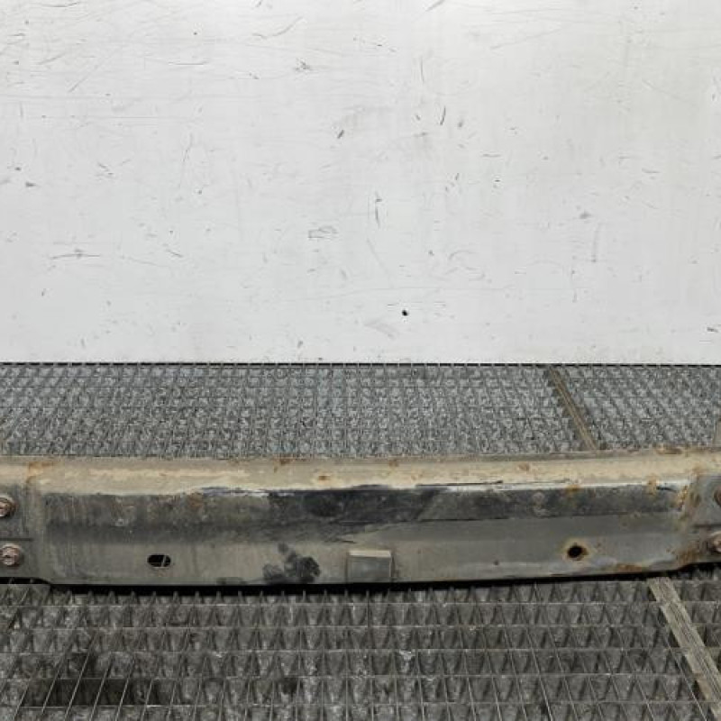 Renfort pare choc arriere (traverse) TOYOTA VERSO Photo n°4