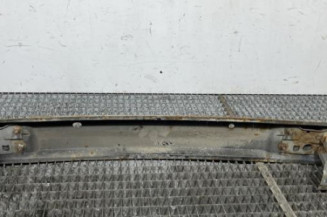 Renfort pare choc arriere (traverse) TOYOTA VERSO