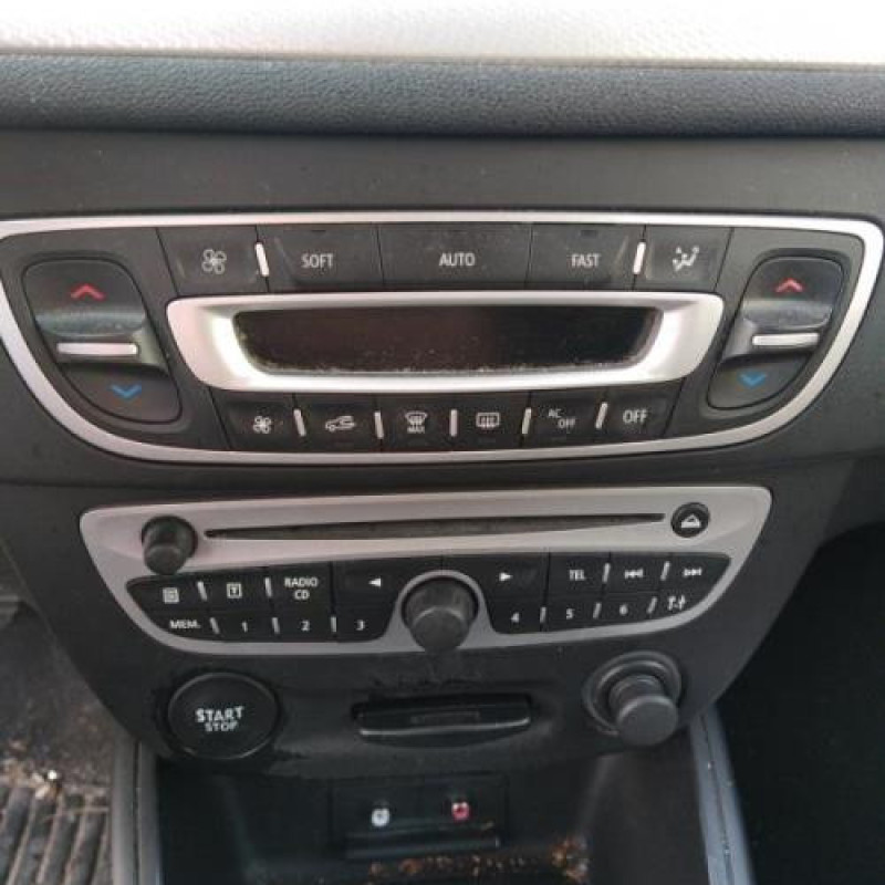 Bras essuie glace arriere RENAULT MEGANE 3 Photo n°9